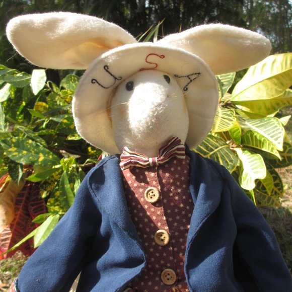 Easter rabbit 1991 antic fabric holiday decor - Picture 3 of 4